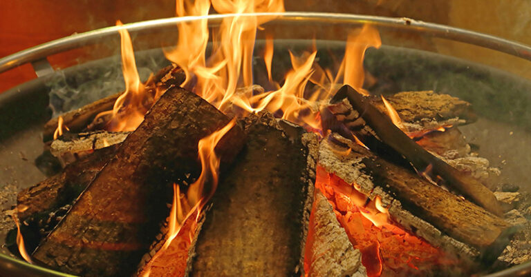 How To Start a Wood-Burning Fire Pit